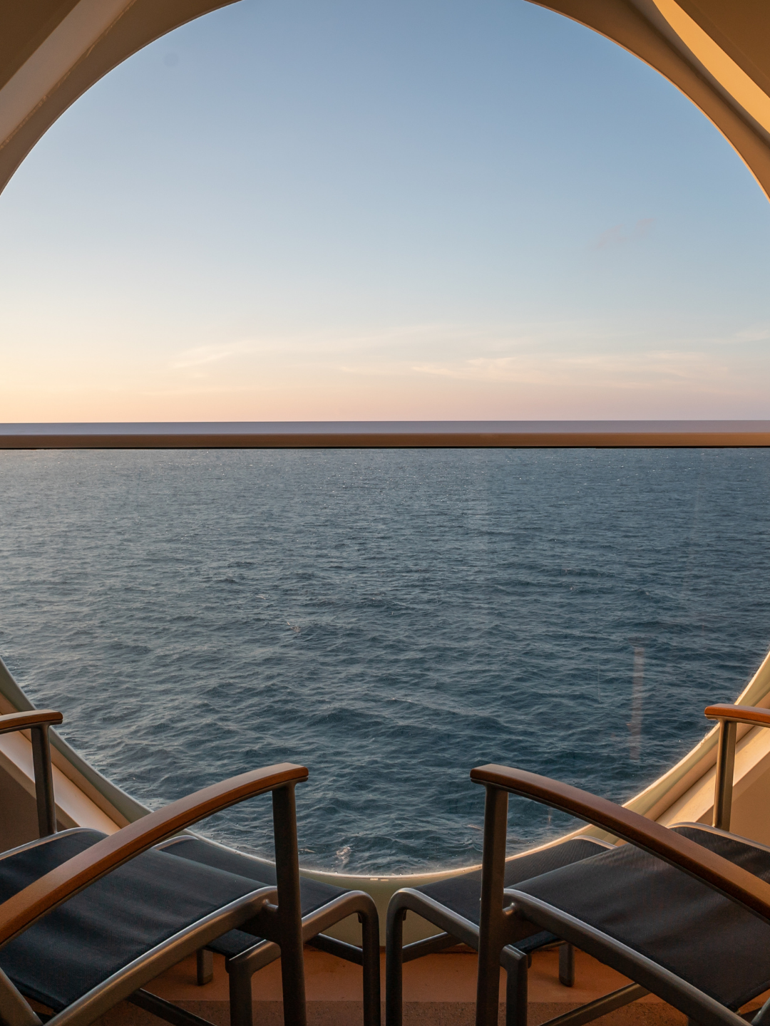 Orizzonte dalla nave da crociera